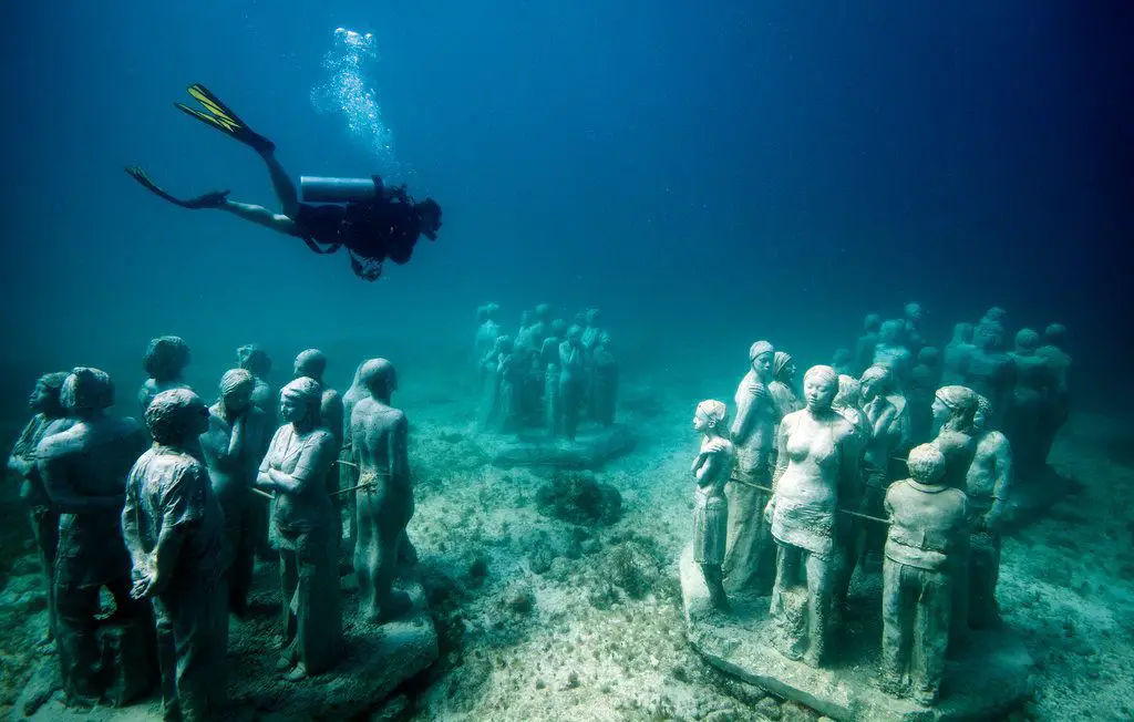 Cancún Underwater Museum, Mexico 