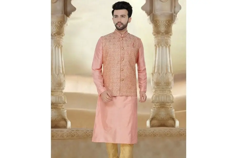 Layer With A Nehru Coat