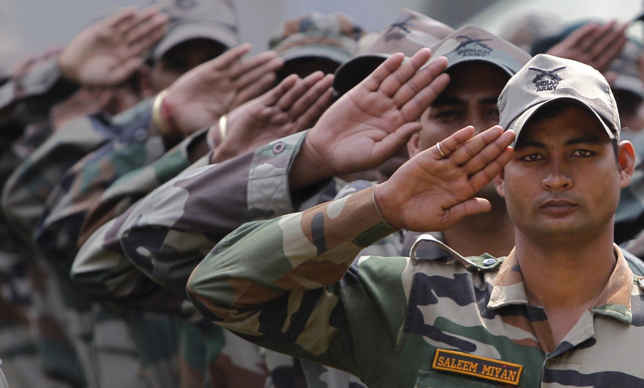 army salute