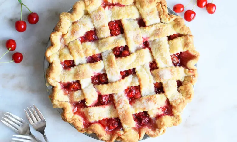 The Sweet Symmetry: Cherry Pie's Perfect Balance of Flavors